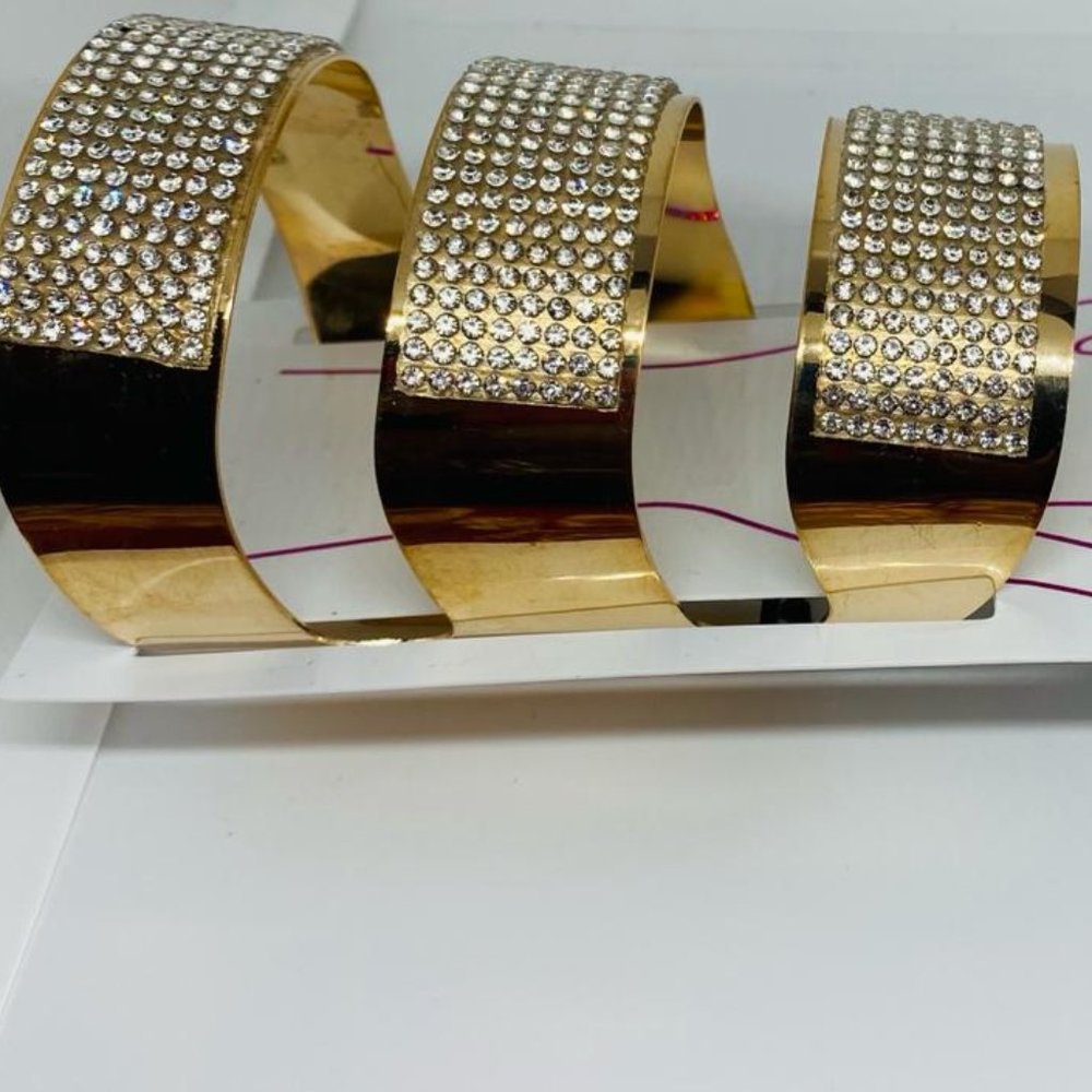 WIDE  CUFF BRACELET AND RING SET